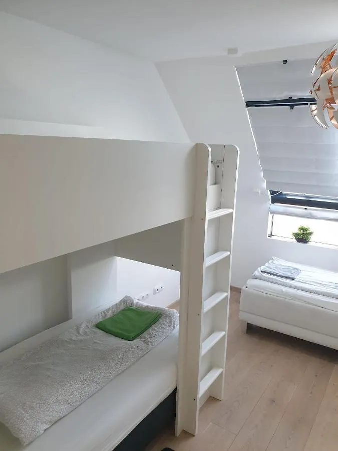 Betariel'Com Hauptbahnhof Apartment Vienna 0*,