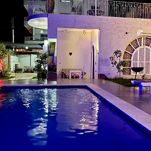 Oasis , Luksor Mısır