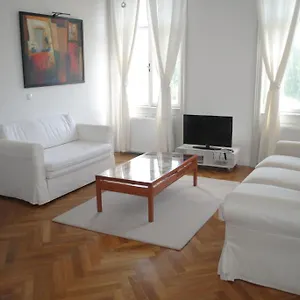 Apartment Kunsthaus, Wien