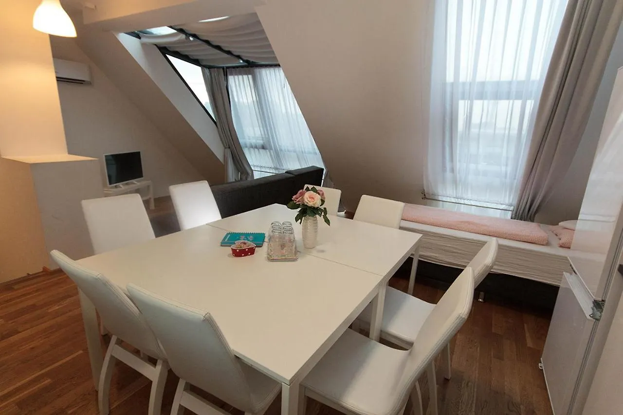 Betariel'Com Hauptbahnhof Apartment Vienna 0*,